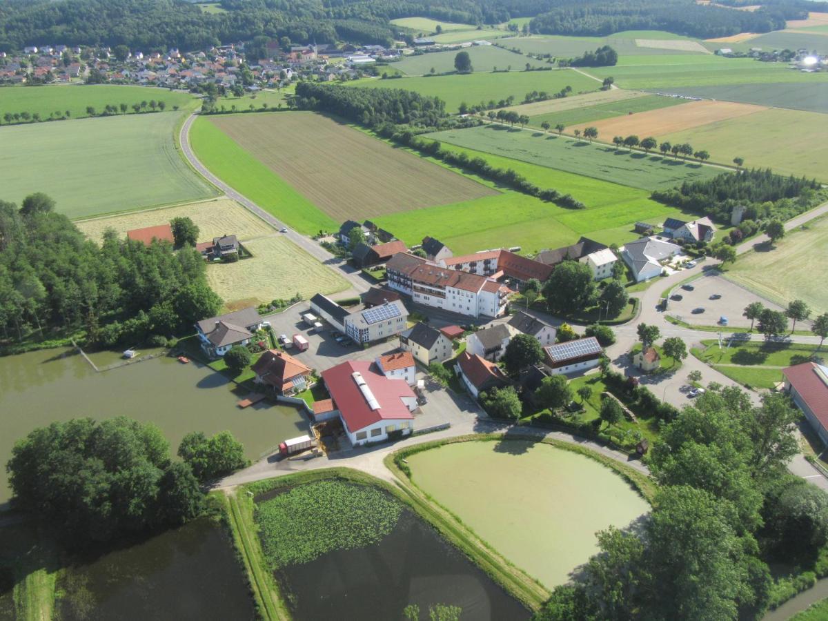 Hotel Wolfringmuehle Fensterbach Bagian luar foto